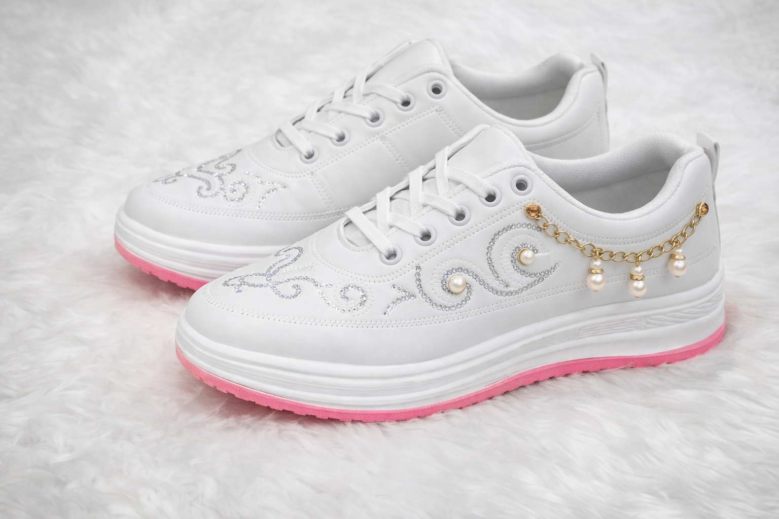 Ladies Snakers White